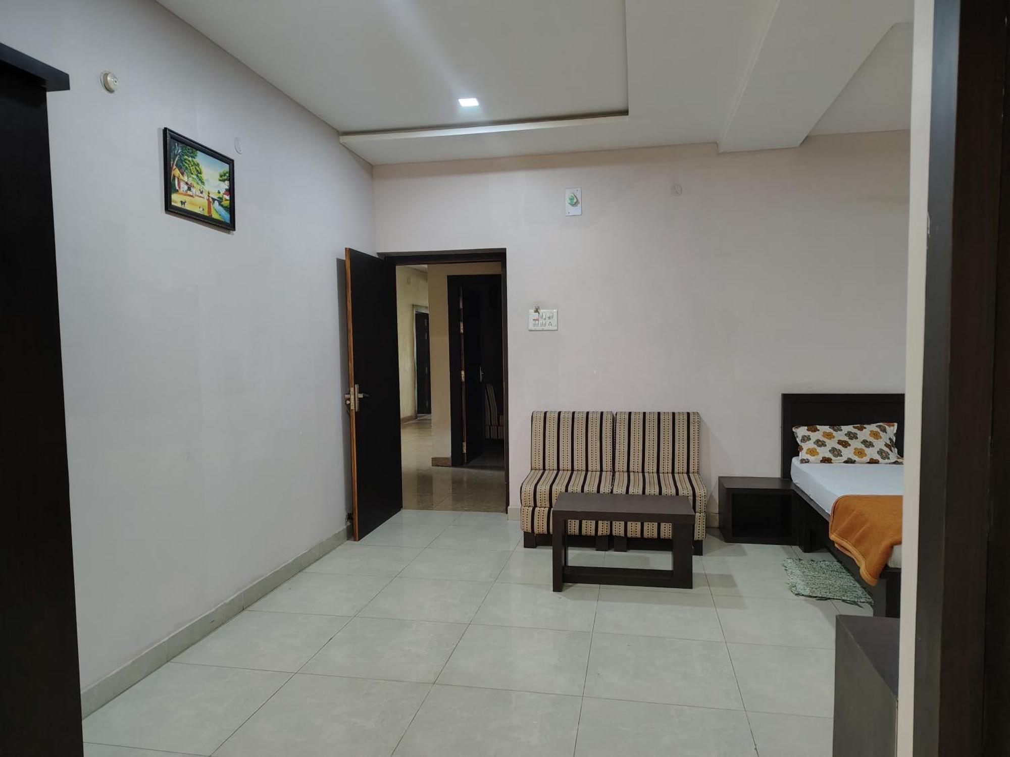 Hotel Indraprasth Balangir Εξωτερικό φωτογραφία
