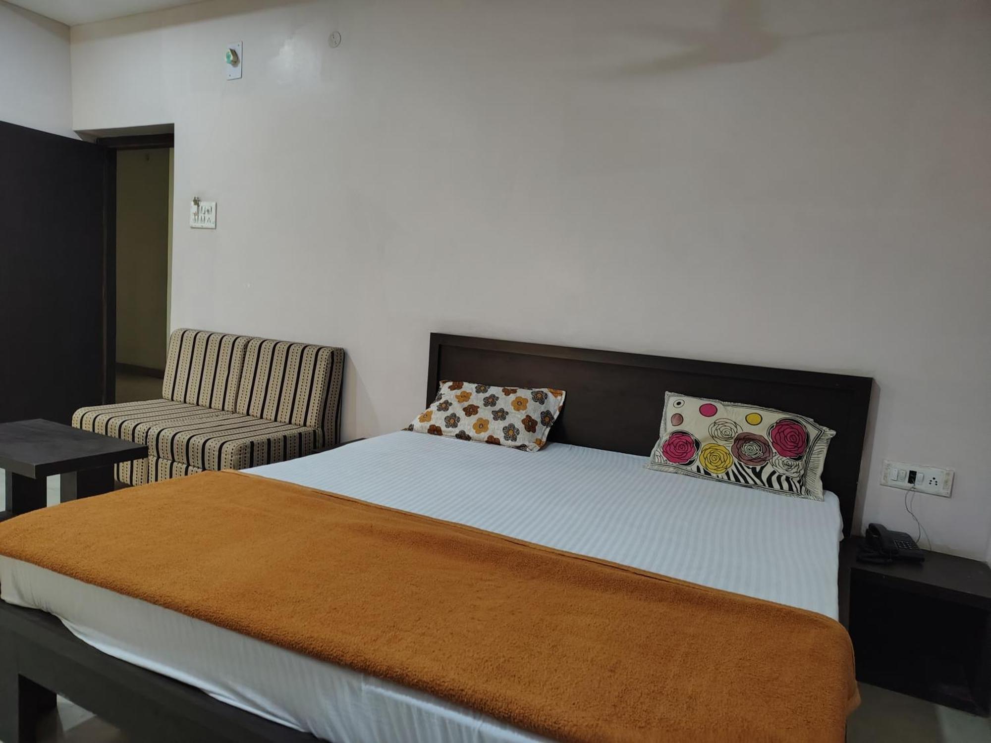 Hotel Indraprasth Balangir Εξωτερικό φωτογραφία